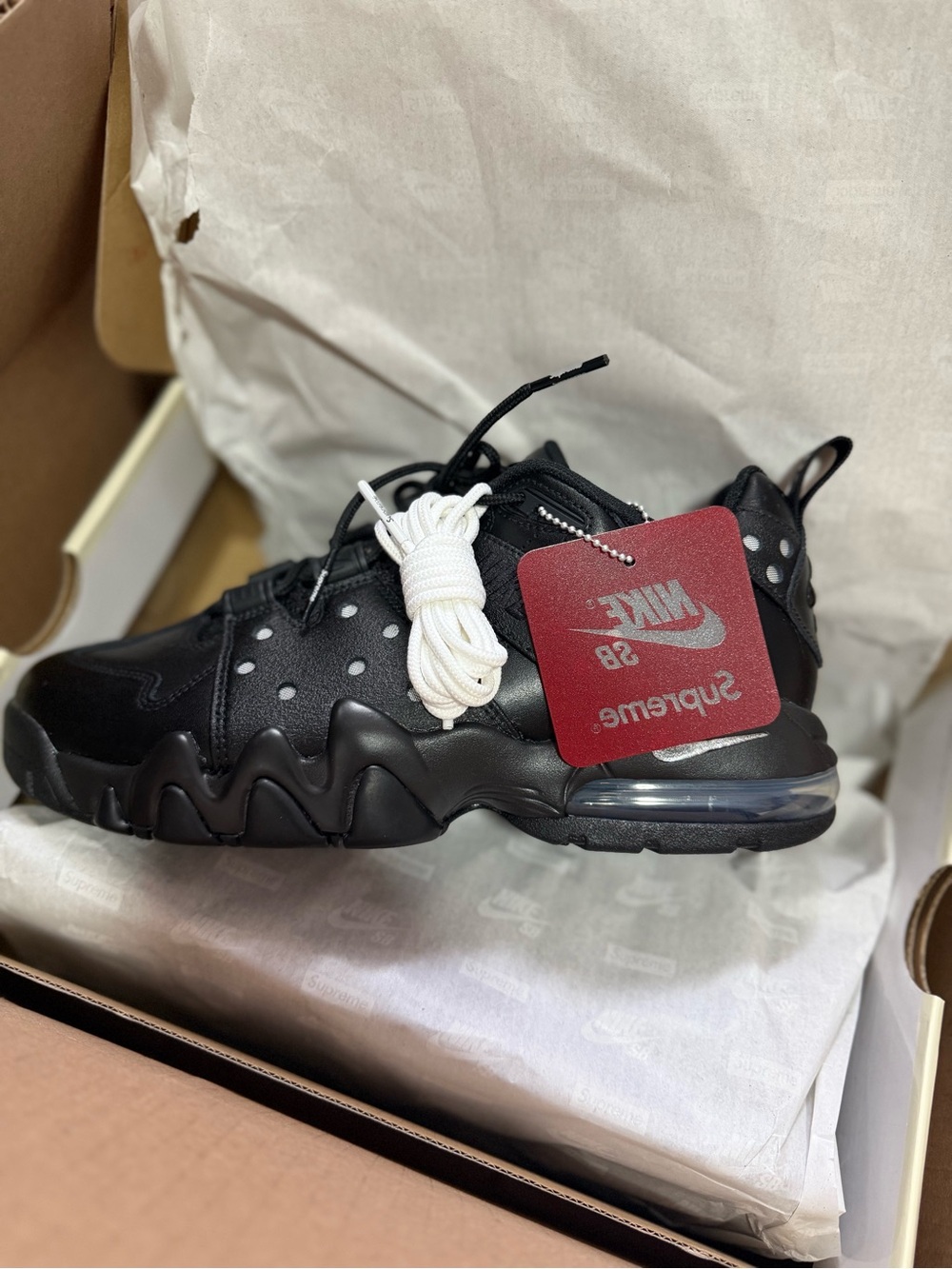 ' Black Athletic Sneakers - Supreme Collaboration